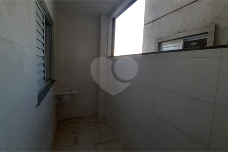 Casa à venda com 2 quartos no condomínio Residencial Luta, São Paulo - SP