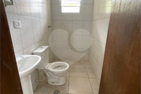Sobrado à venda com 2 quartos, sendo 1 suíte, em Loteamento Jardim do Sol (mailasqui), São Roque, SP