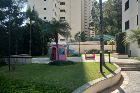 Apartamento à venda com 3 suítes em Vila Suzana, São Paulo, SP