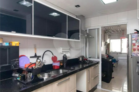Apartamento à venda com 3 quartos, sendo 1 suíte, em Vila Maria Alta, São Paulo, SP