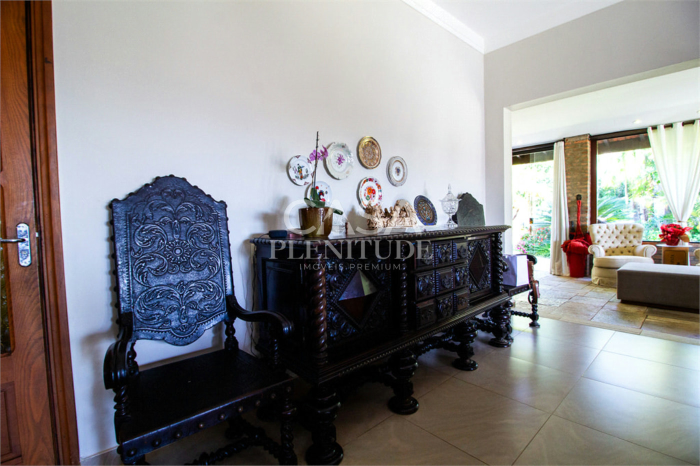 Chácara à venda ou para alugar com 4 suítes em Vila Angélica, Sorocaba, SP