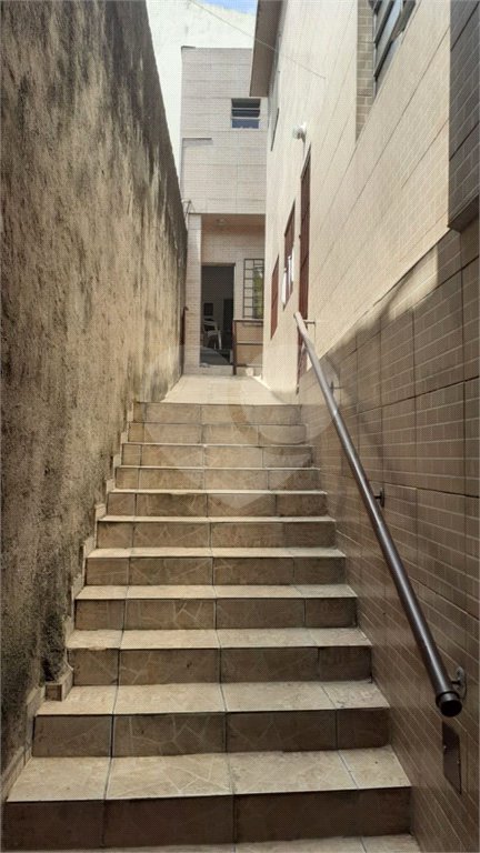 Sobrado à venda com 11 quartos em Vila Firmiano Pinto, São Paulo, SP