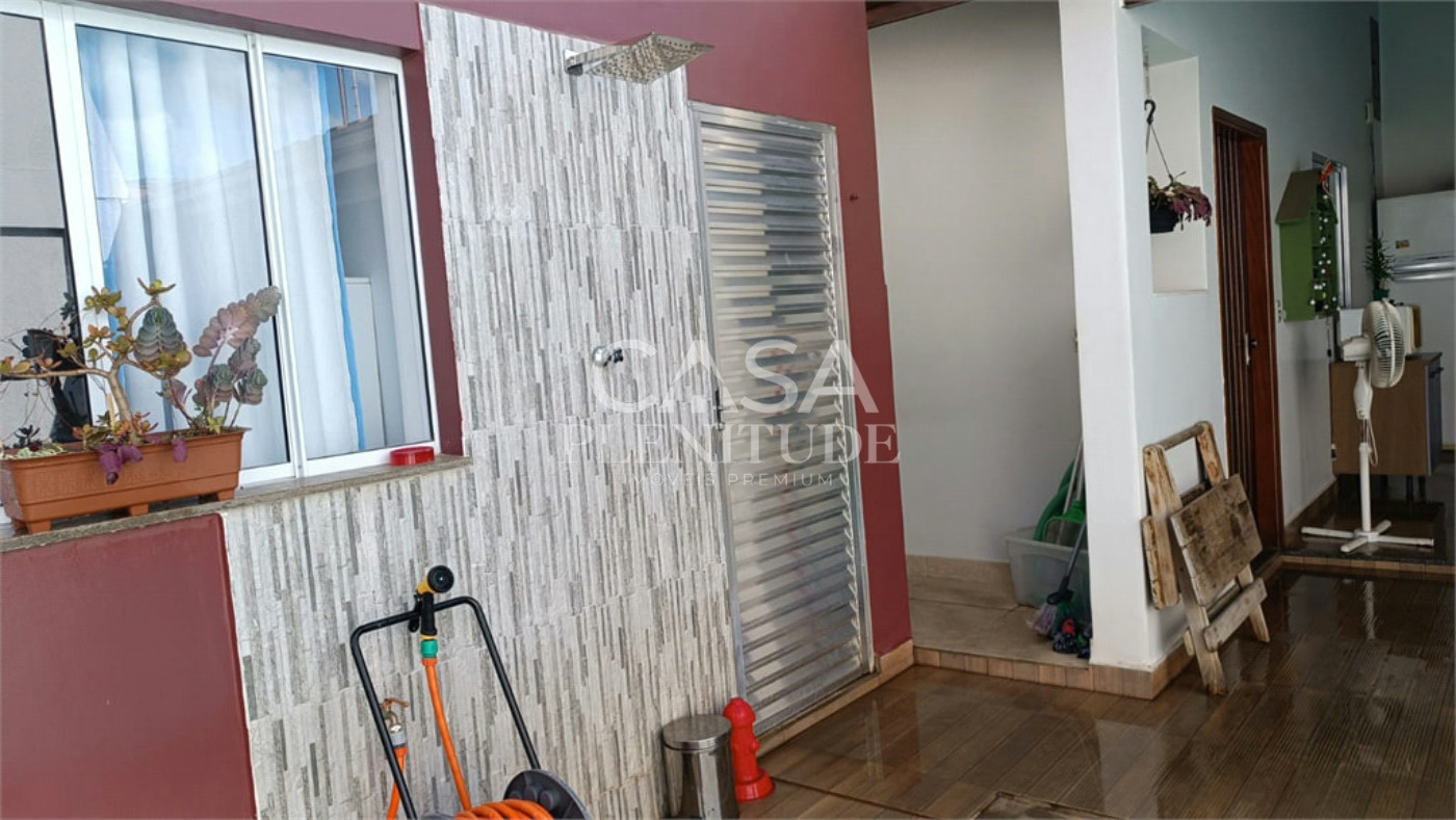 Casa à venda com 3 quartos, sendo 1 suíte,  em Jardim Americano, Sorocaba, SP