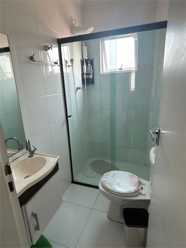 Casa Residencial à venda, Parque Bitaru, São Vicente - CA0356.