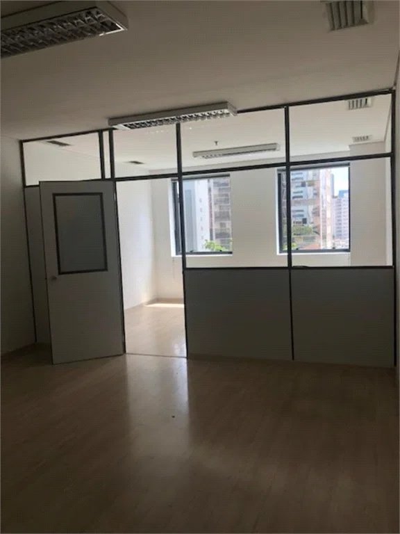 Sala à venda em Cidade Monções, São Paulo, SP