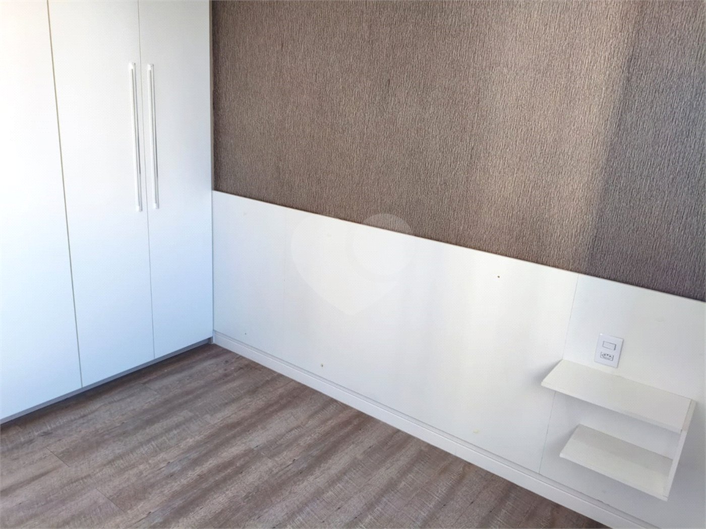 Apartamento à venda com 2 quartos, sendo 1 suíte,  em Vila Andrade, São Paulo, SP