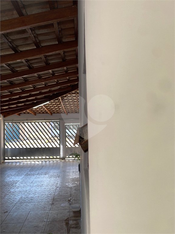 Casa à venda com 2 quartos, sendo 1 suíte, no Centro, Araçoiaba da Serra, SP