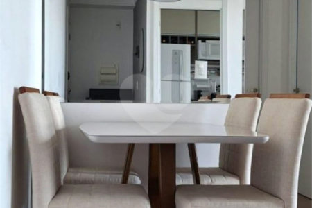 Apartamento à venda com 2 quartos em Jardim Esmeralda, São Paulo, SP