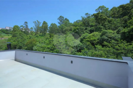 Casa à venda com 3 suítes em Pinheirinho, Vinhedo, SP