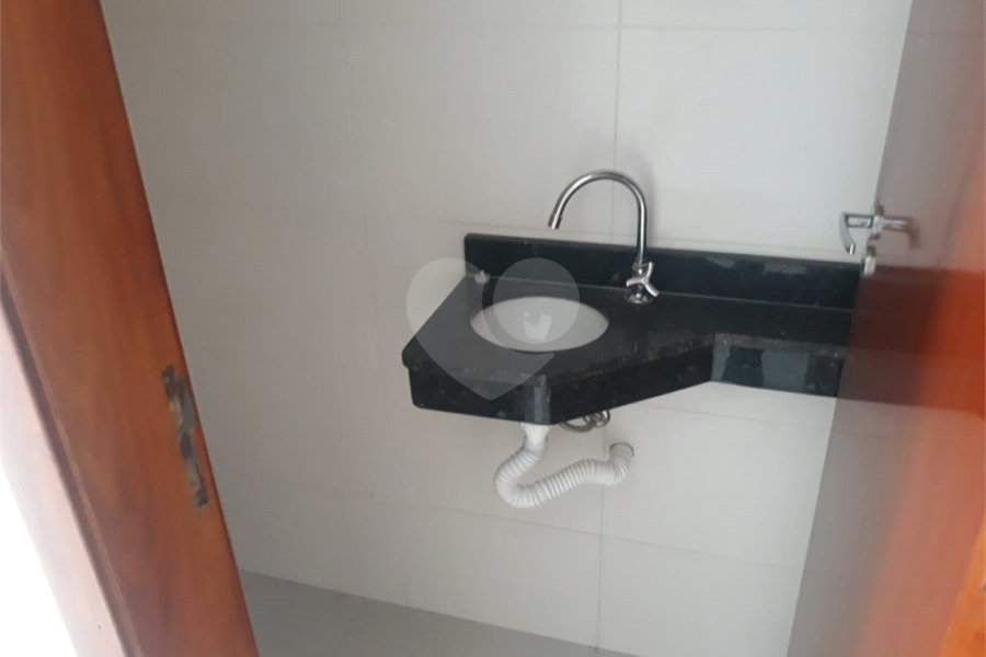 Casa à venda com 2 suítes no condomínio Casa de Pedra, São Paulo - SP