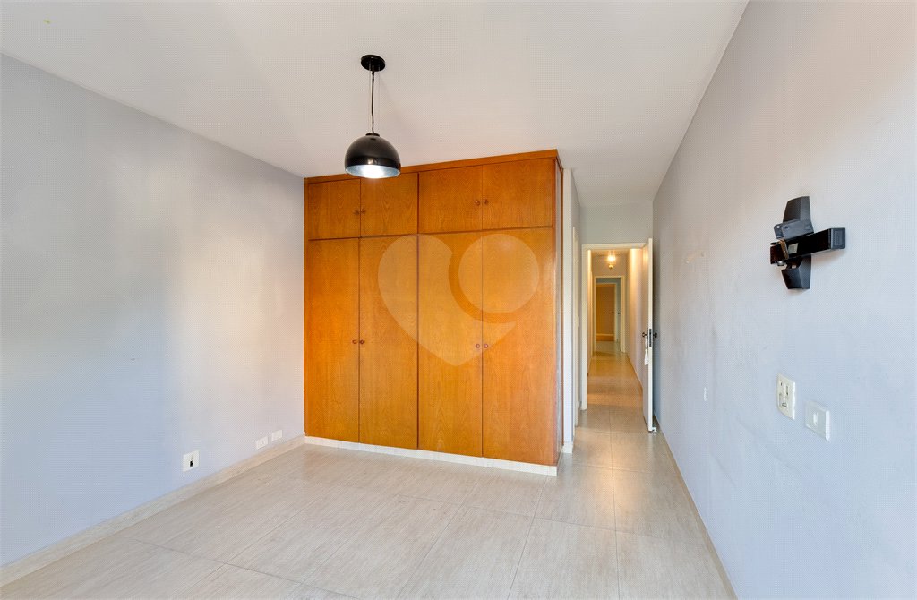 Sobrado à venda com 4 quartos, sendo 1 suíte, em Jardim Prudência, São Paulo, SP