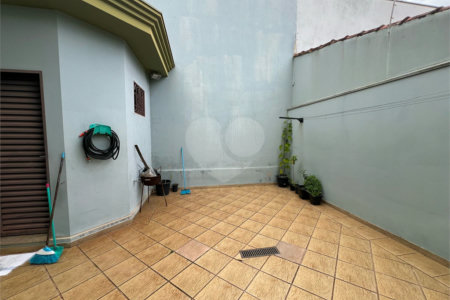 Casa a venda com 5 quartos em São Carlos
