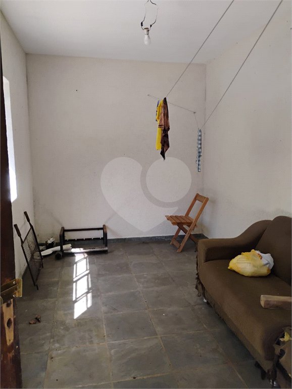 Casa à venda com 3 quartos, sendo 1 suíte, no Centro, Mairiporã, SP
