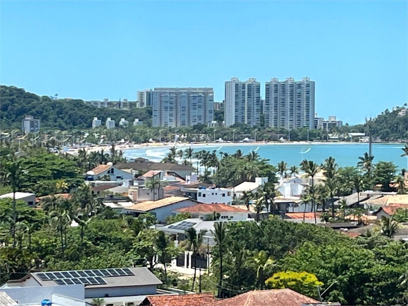 Apartamento com 2 dormitórios à venda, 69 m² por R$ 670.000,00 - Jardim Virgínia - Guarujá/SP