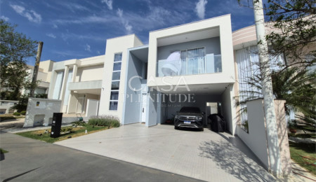 Casa em condomínio à venda com 4 quartos, sendo 3 suítes,  em Iporanga, Sorocaba, SP