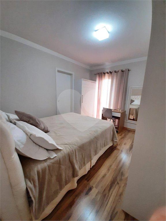 Sobrado à venda com 3 quartos, sendo 1 suíte, em Vila Suissa, Mogi das Cruzes, SP