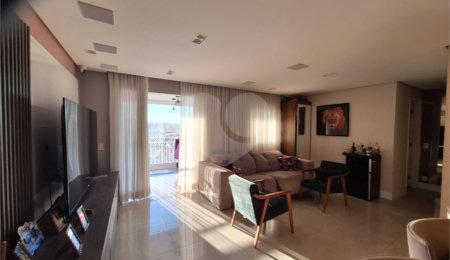 Apartamento à venda com 2 quartos, sendo 1 suíte,  em Vila Maria Alta, São Paulo, SP