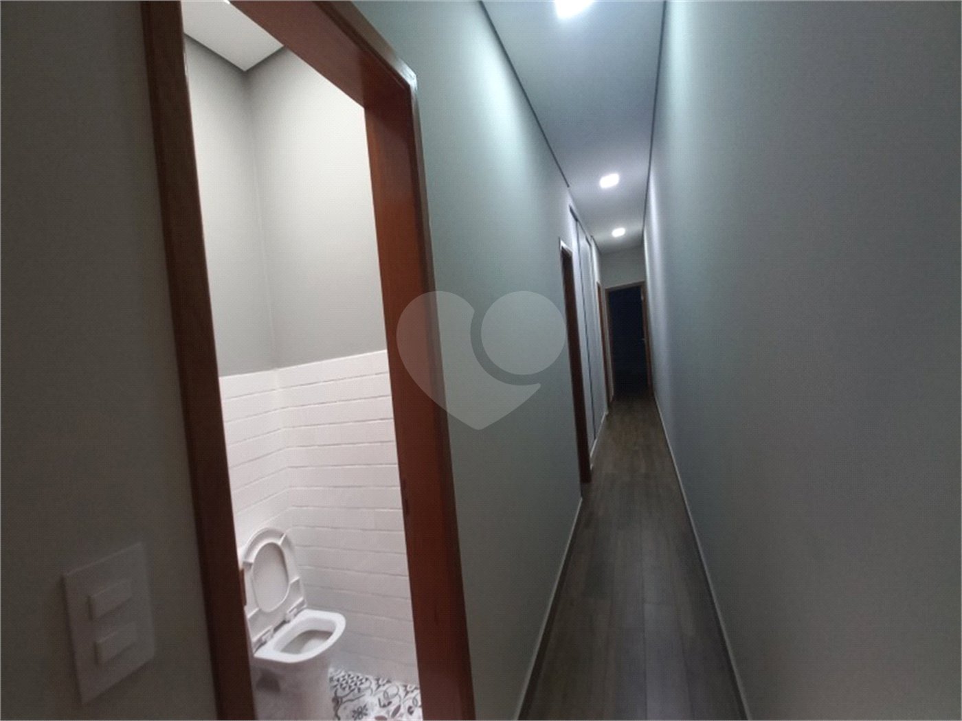 Casa à venda com 3 suítes no condomínio Piemonte, Indaiatuba - SP