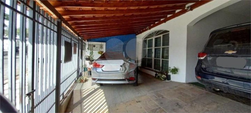 Casa à venda com 3 quartos, sendo 1 suíte, em Vila Barcelona, Sorocaba, SP