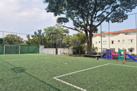 Casa à venda com 3 quartos, sendo 2 suítes, no condomínio Quintas Marajoara, São Paulo - SP