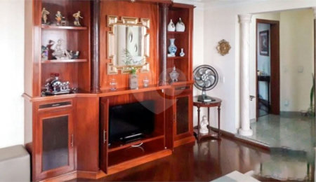 Apartamento à venda com 3 quartos, sendo 1 suíte,  em Tatuapé, São Paulo, SP