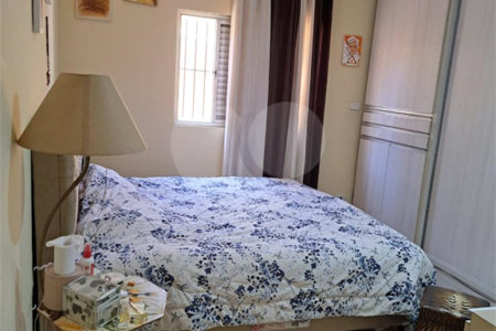 Sobrado à venda com 4 quartos, sendo 2 suítes, em Jardim Modelo, Suzano, SP