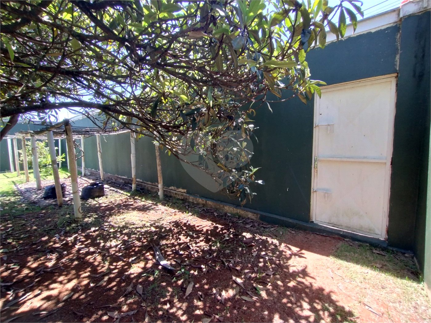 Casa à venda com 5 suítes em Jardim Colombo, Itapetininga, SP