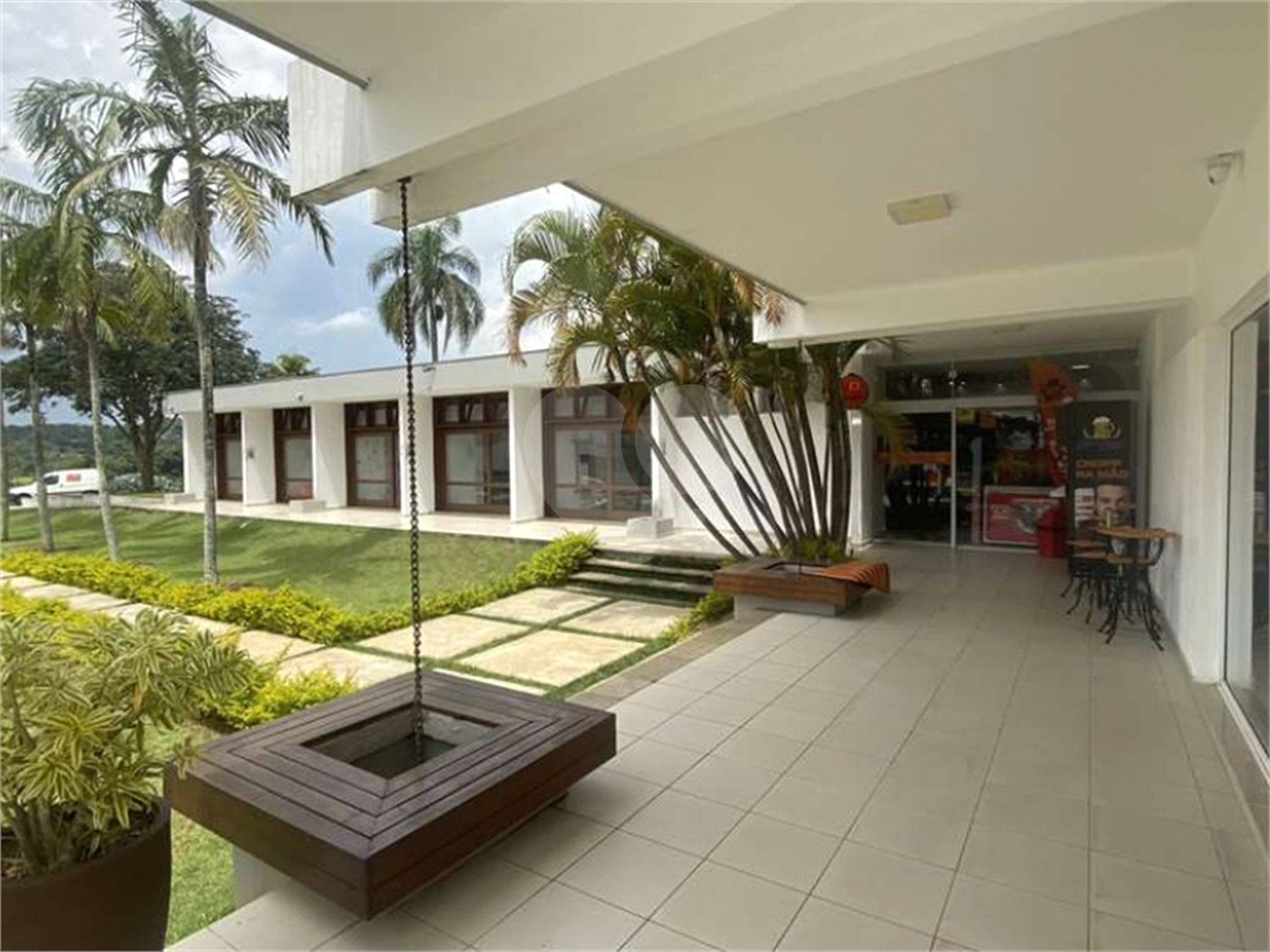 Casa à venda com 3 suítes no condomínio Vintage, Cotia - SP