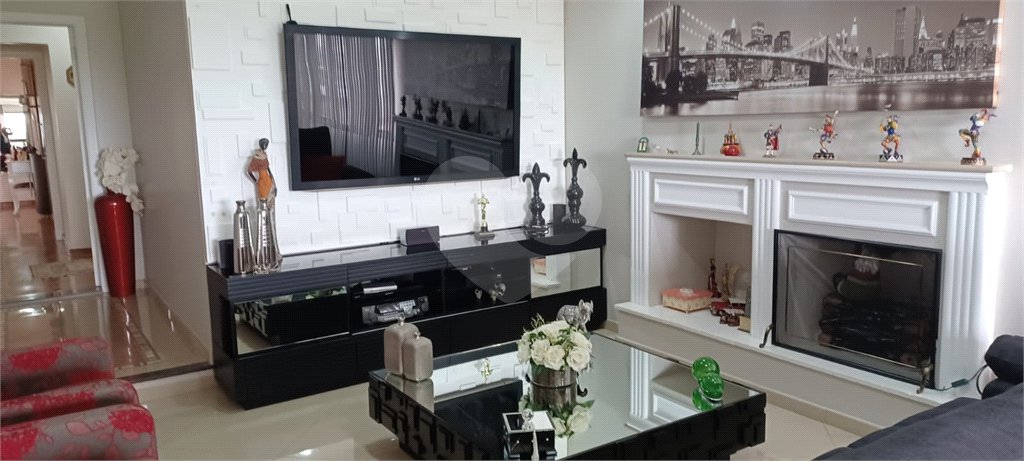 Apartamento à venda com 4 quartos, sendo 2 suítes, em Santana, São Paulo, SP
