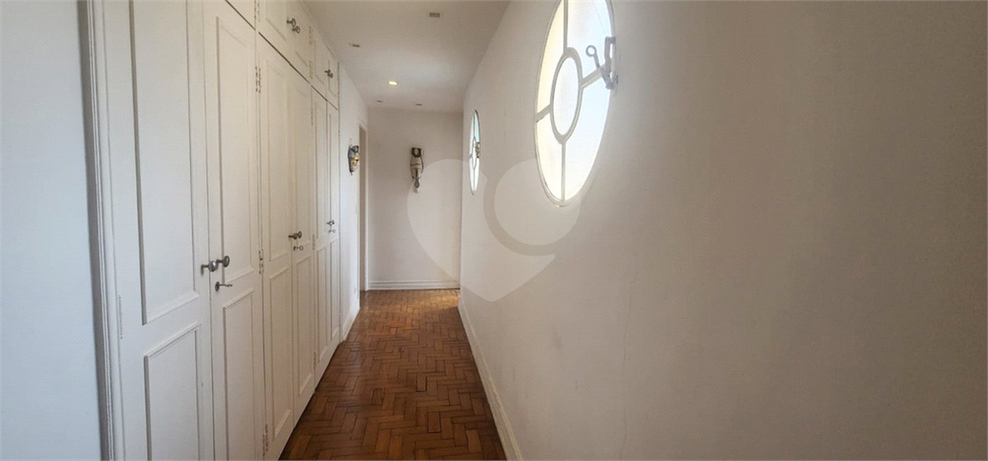 Apartamento à venda ou para alugar com 4 quartos, sendo 1 suíte, em Vila Nova Conceição, São Paulo, SP