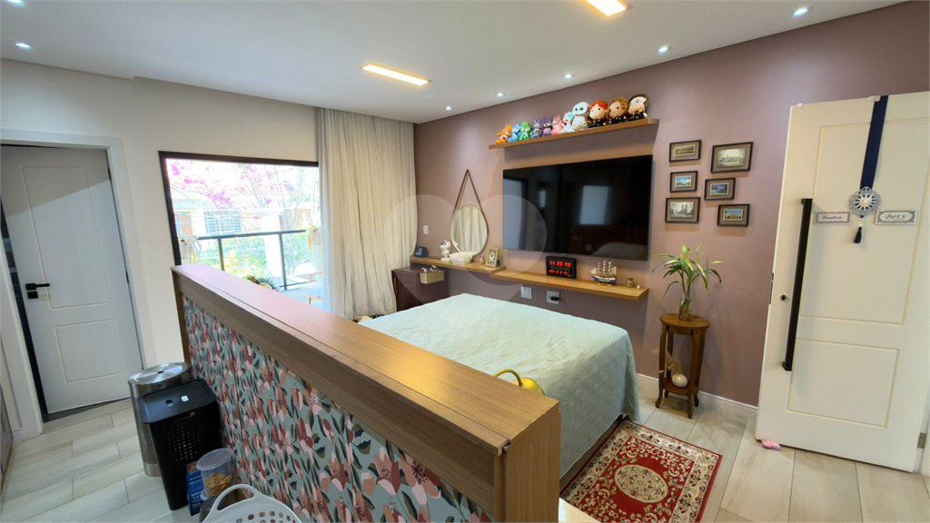 Sobrado à venda com 3 quartos, sendo 1 suíte, em Vila Paulicéia, São Paulo, SP