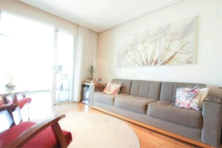 Apartamento à venda com 3 quartos, sendo 1 suíte,  em Santa Teresinha, São Paulo, SP