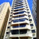 Apartamento à venda com 2 quartos, sendo 1 suíte, em Pitangueiras, Guarujá, SP
