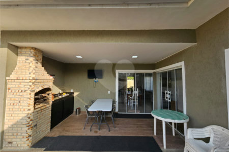 Terreno em condomínio à venda com 3 quartos, sendo 2 suítes,  em Caravelas, Armação dos Búzios, RJ