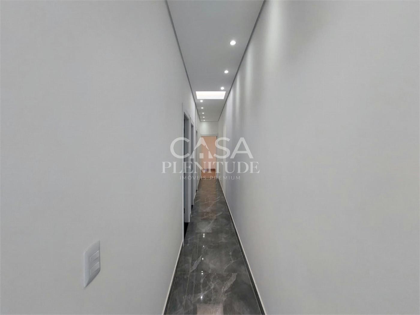 Casa em condomínio à venda com 3 quartos, sendo 1 suíte, em Wanel Ville, Sorocaba, SP