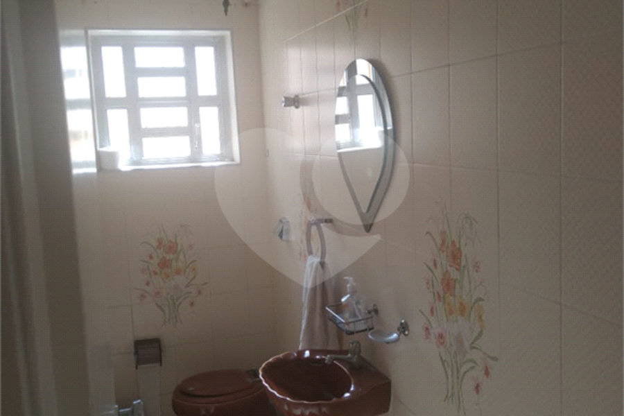 Casa à venda com 4 quartos, sendo 1 suíte, em Tucuruvi, São Paulo, SP