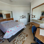 Apartamento à venda com 2 quartos, sendo 1 suíte,  em Vera Cruz, Mongaguá, SP
