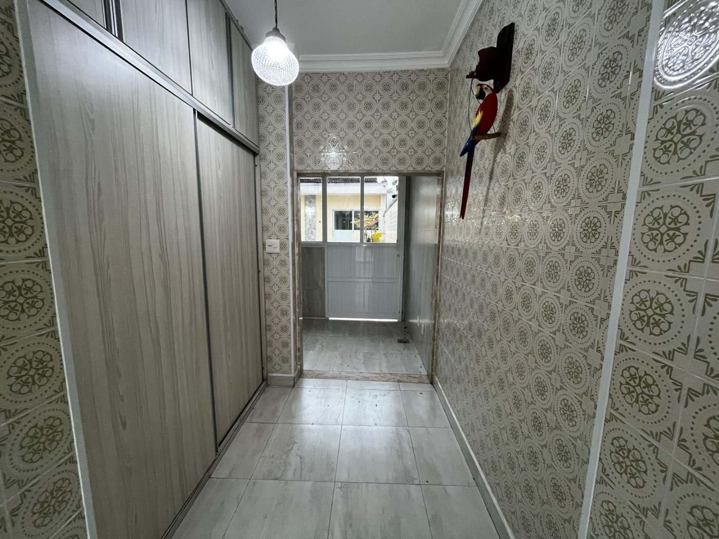 Sobrado com 3 dormitórios à venda, 152 m² por R$ 1.700.000,00 - Embaré - Santos/SP