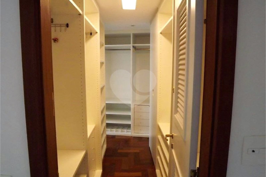 Apartamento à venda com 4 suítes em Morumbi, São Paulo, SP