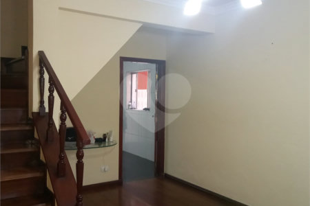 Sobrado à venda com 4 quartos em Chácara Santo Antônio, São Paulo, SP