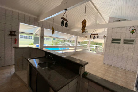 Casa à venda com 6 quartos, sendo 1 suíte, no condomínio Horizonte Azul I, Itupeva - SP