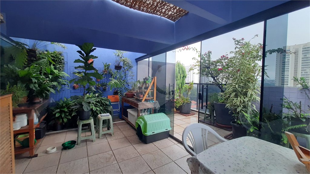 Cobertura à venda com 3 quartos, sendo 2 suítes, em Bela Aliança, São Paulo, SP