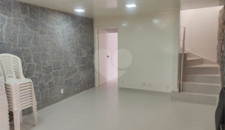 Sobrado à venda com 3 quartos em Santo Amaro, São Paulo, SP