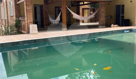 Casa à venda com 3 quartos, sendo 2 suítes,  em Roseira, Mairiporã, SP