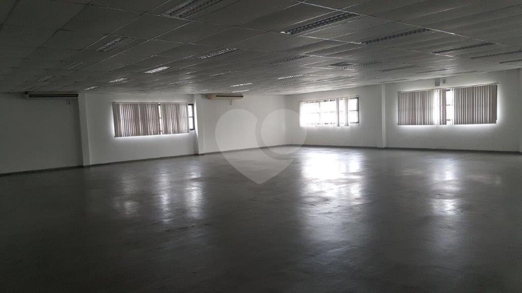 Prédio à venda em Santana, São Paulo, SP