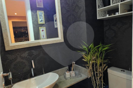 Apartamento à venda com 3 quartos, sendo 1 suíte, no Centro, São Bernardo do Campo, SP