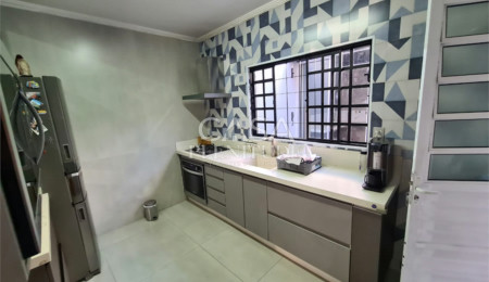 Casa à venda com 3 quartos, sendo 1 suíte,  em Jardim Wanel Ville Iv, Sorocaba, SP