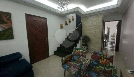 Sobrado à venda com 3 quartos, sendo 1 suíte, em Vila Guilherme, São Paulo, SP