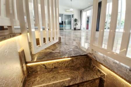 Casa Térrea à venda com 3 suítes em Anchieta, São Bernardo do Campo, SP