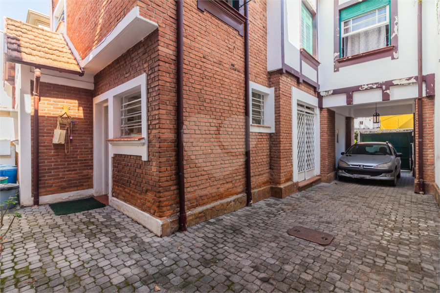 Casa à venda com 3 quartos, sendo 1 suíte, em Jardim Paulistano, São Paulo, SP
